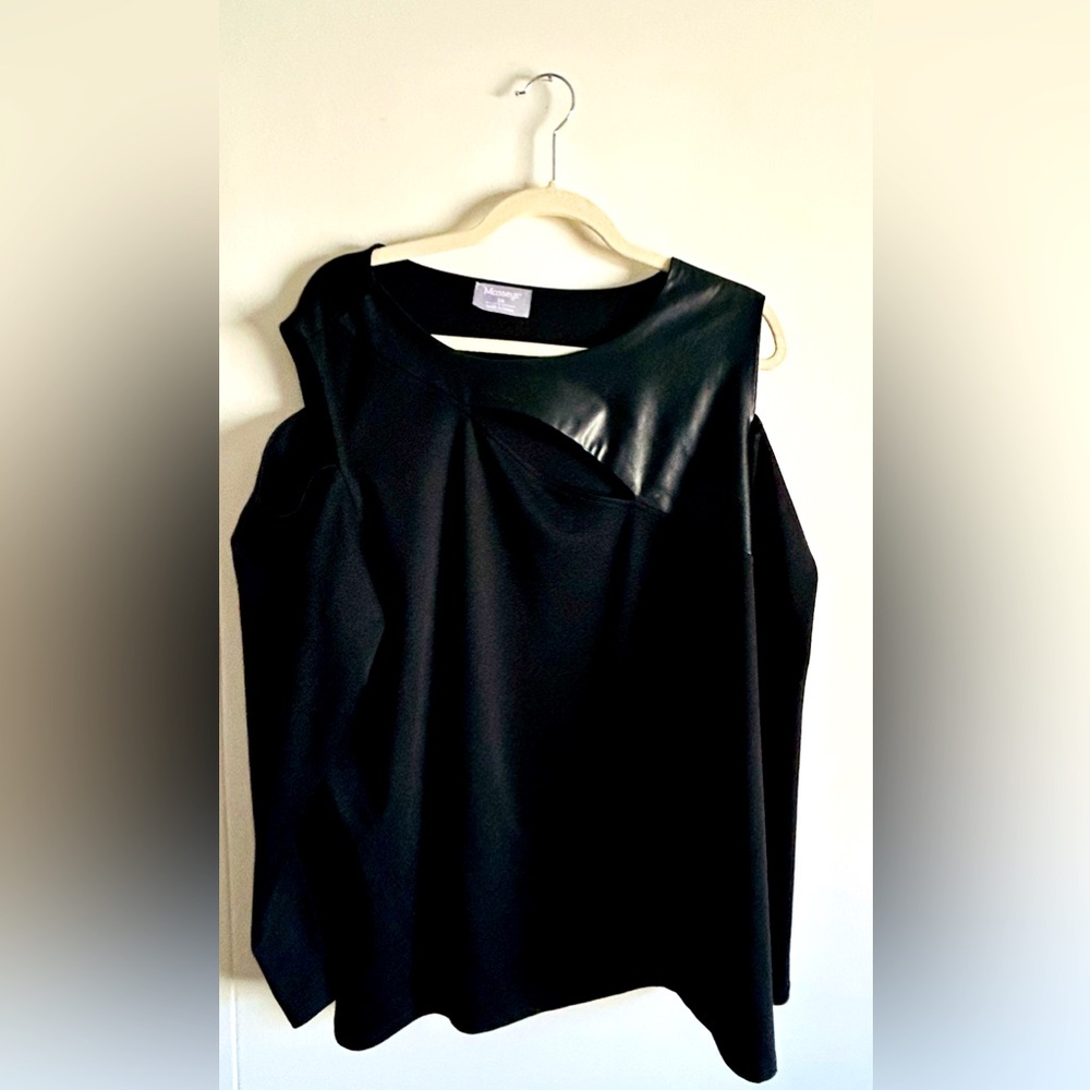 SEXY BLACK CUT OUT TOP “Leather “ Detail